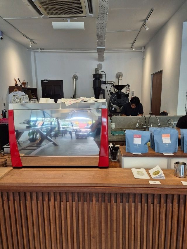 Sweet Blossom Coffee Roasters JB