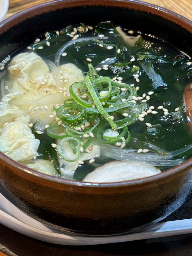 【大阪・森ノ宮】コスパと肉質が自慢の老舗大衆炭火焼肉店「炭火焼肉 キョロちゃん」