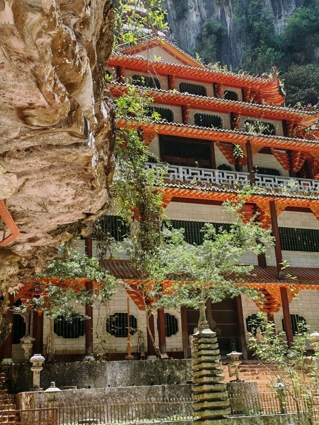 Ipoh the cave moments and food explorations