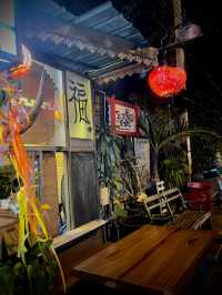 โรงเตี๊ยม หัวหิน สุดคลาสสิกสไตล์จีนผสมวินเทจ
