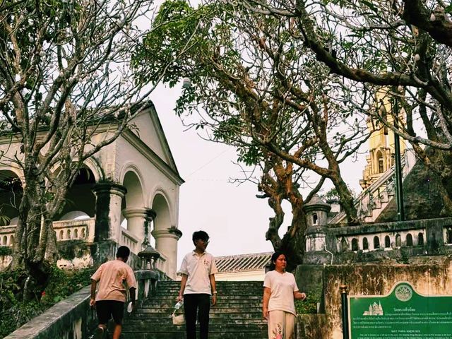 泰國班武里著名景點：拷汪宮，適合打卡拍照📸