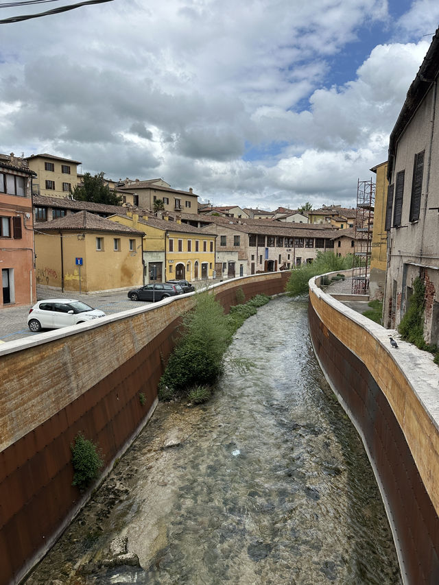 意大利中世紀名城🇮🇹法布里亞諾小鎮遊