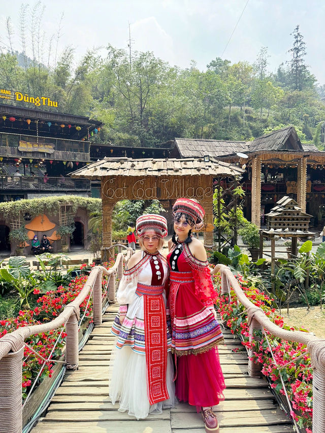 เที่ยวหมู่บ้านกั๊ตกั๊ต (Cat Cat Village) ⛰️