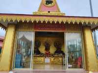 ไหว้พระขอพร ที่เกาะลอยศรีราชา