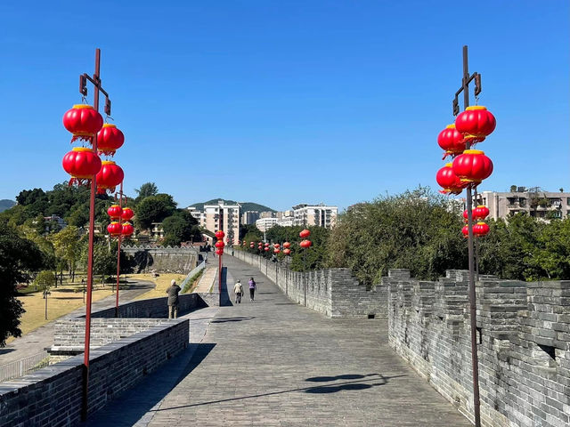 肇慶是千年古郡💕端州披雲樓 