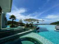 Crest Resort & Pool Villas ภูเก็ต