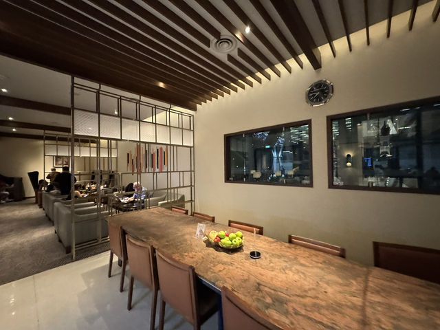 The SQ SilverKris lounge at Bangkok Suvarnabhumi Airport
