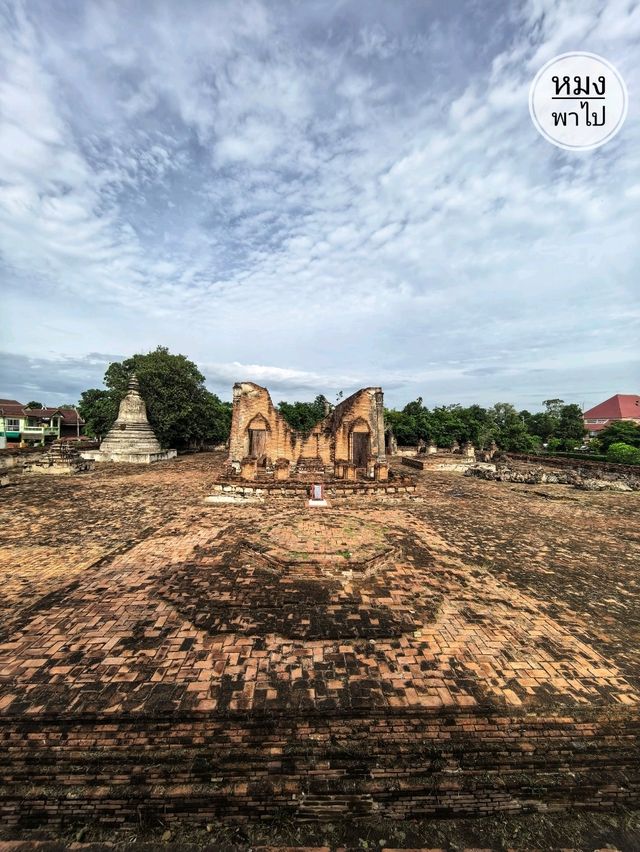 พระวิหารวัดกุฎีดาว: สถาปัตยกรรมแห่งอยุธยาตอนปลาย  