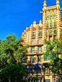 Plaça de Catalunya – The Heartbeat of Barcelona