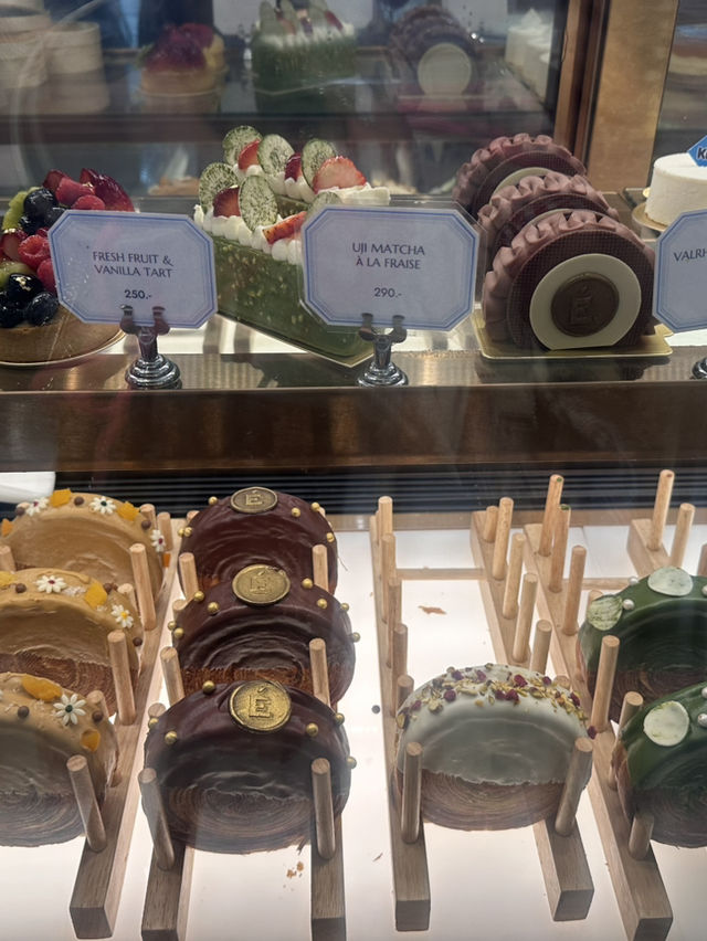 バンコク🇹🇭有名なエシレバターを使ったベーカリーカフェ