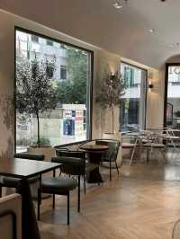 Sip & Snack Pastry Shop