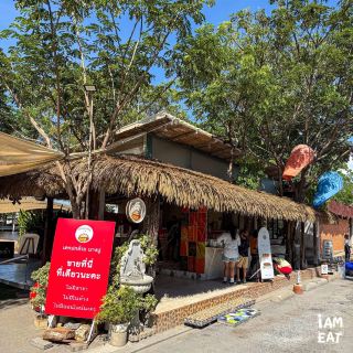 Banpu Banana Crepe: Famous Spot with Delicious Crepes