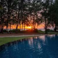 Splash Beach Resort Maikhao Phuket ไม้ขาว ภูเก็ต 