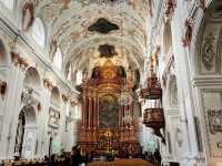Lucerne City Strolling – A Charming Walk Through History and Scenery