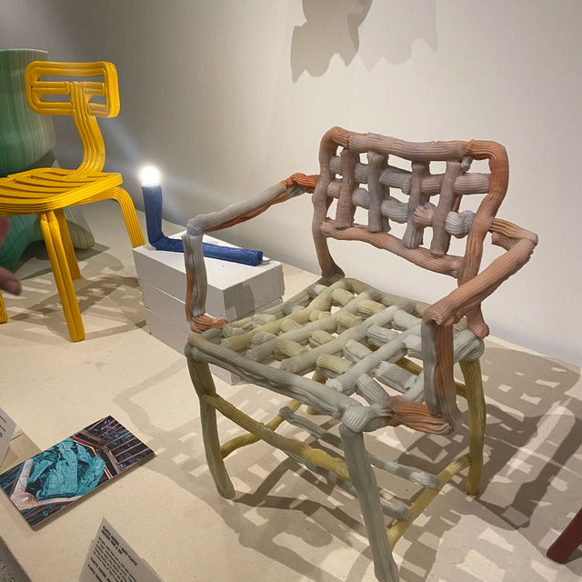 The Design Museum, London: A Must-Visit for Global Designers! 🇬🇧🎨