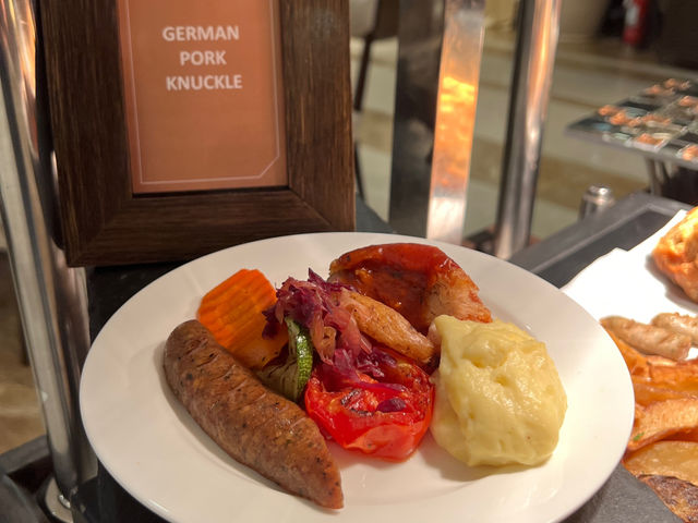 🥩 Wagyu, Foie Gras & More: A Buffet Feast at The Berkeley Dining Room 🍽️