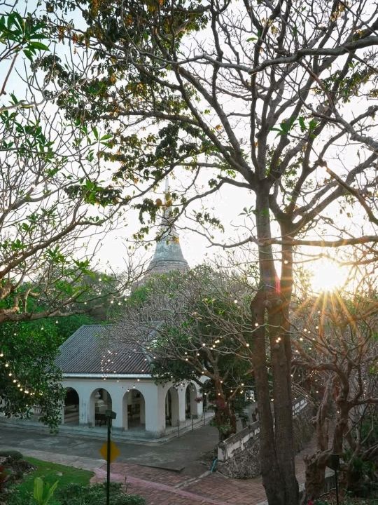 ชมความงามอุทยานประวัติศาสตร์พระนครคีรี