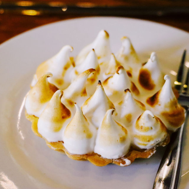 Joma Bakery Café 