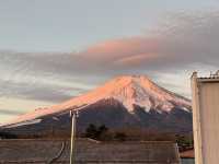河口湖花火大會浪漫之旅：富士山下的冬日盛宴