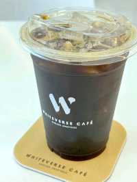 ☕ : Whiteverse cafe คาเฟ่นนทบุรี