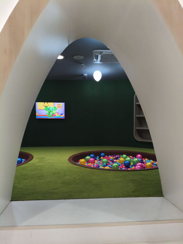 曼谷｜孩子瘋狂尖叫 曬太陽還能畫畫 這個親子景點真的不能錯過