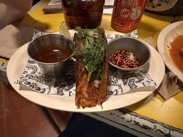 【Mi Compa Chava｜Coyoacánで味わう、海風感じるマリスケリア】