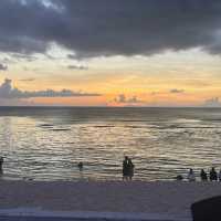 노을이 아름다운 건비치 풍경 🌅