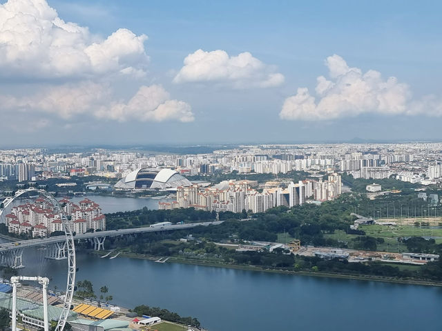 🌇✨ SkyPark at MBS – A View That Never Gets Old 🌃💫