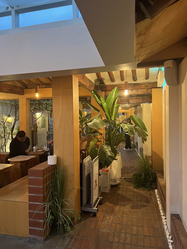 Mil Toast House – Ikseon-dong