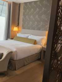 Waldorf Astoria Bangkok โรงแรมในกรุงเทพ