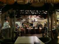 Juhouse: Island Vibes & Tasty Bites