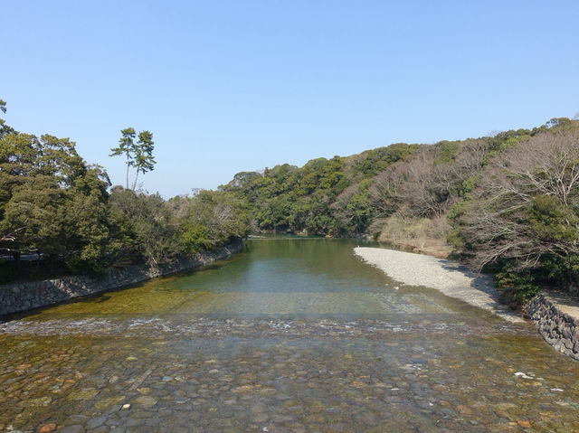 ⛩️ Sacred Stillness in Ise – A Soulful Walk Through Kotai Jingu