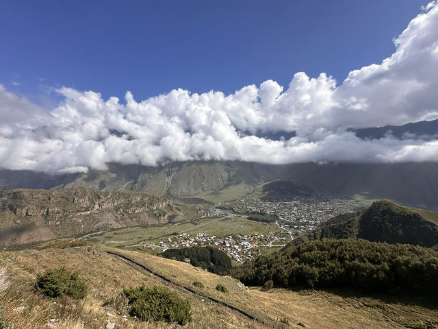 【Kazbegi → Gergeti Trinity Church／ゲルゲティ三位一体教会】