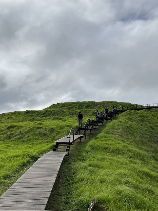 🏞️奧克蘭最高城市視角｜伊甸山 Mt Eden 🌋城市與火山的靜默對話