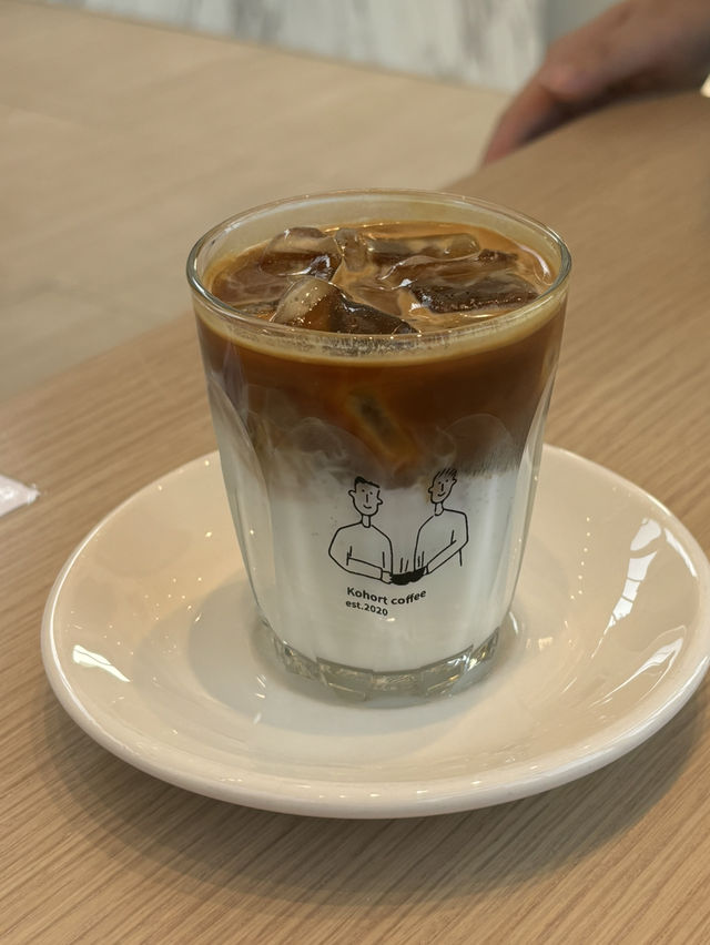 기찻길옆 카페어떤데?!