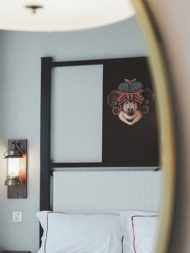 Disney Explorers Lodge