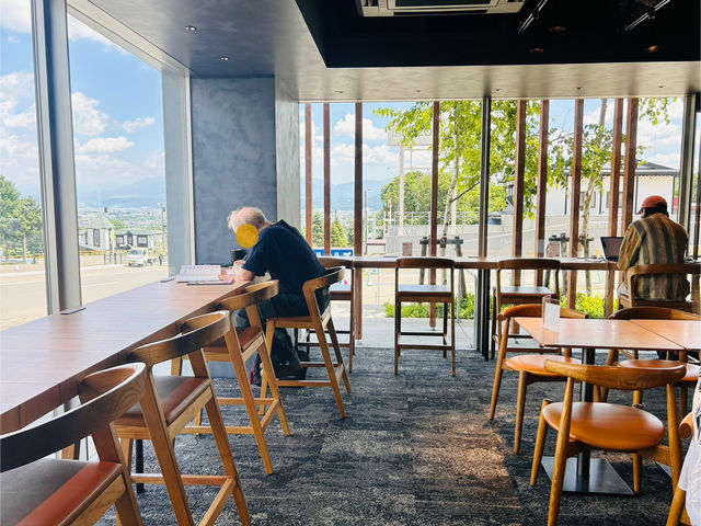 Chill Coffee Place in Furano 🇯🇵