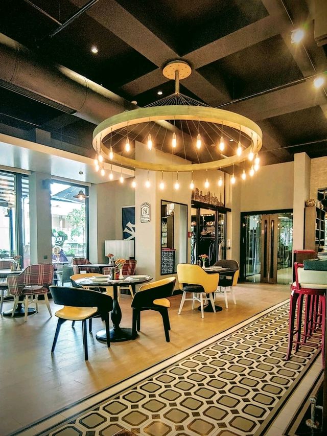 New York Restaurant & Bar
