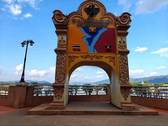 Three Countries, One Spot. Golden Triangle is Kinda Wild