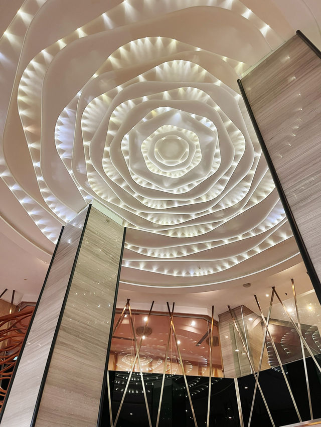 Glamour in the Highlands: Genting Grand’s Elegant Welcome