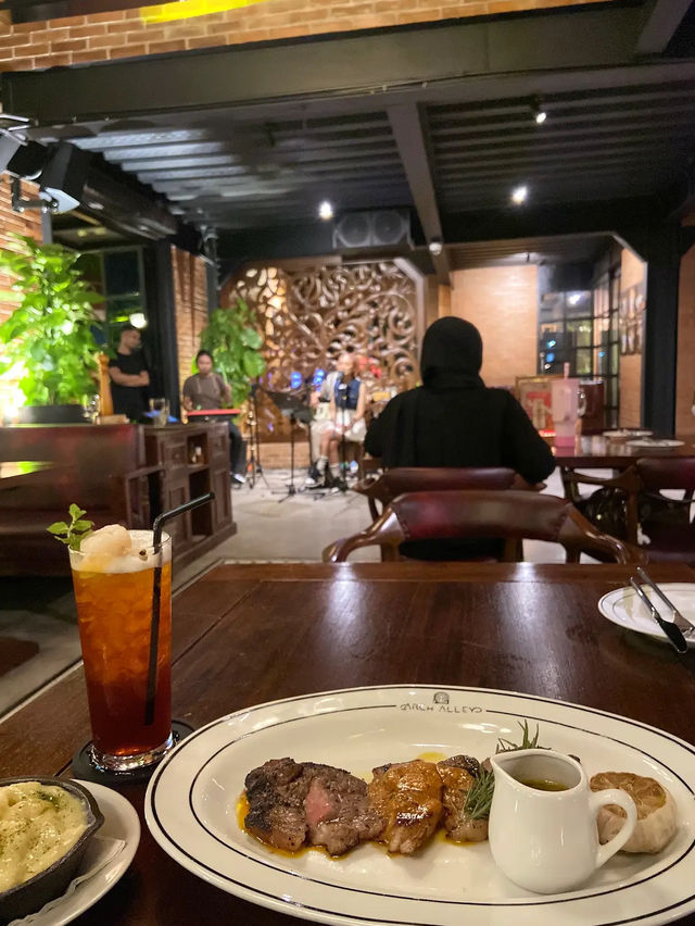 *Arch Alley: Batam’s Hidden Chapter of Cool