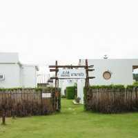 ที่พักริมทุ่งนาสุดมินิมอล วิวภูเขา จ.น่าน
