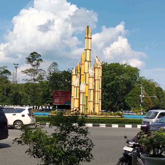 Pontianak Unveiled: Iconic Sights and Delicious Bites