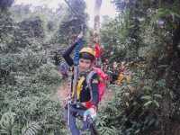ผจญภัย เดินป่า Zipline โรยตัว ปีนผา เที่ยวน้ำตก