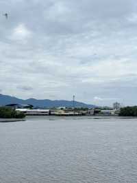 สะพานชลมารควิถี สะพานเลียบริมทะเล ชลบุรี