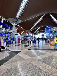 ［吉隆坡旅遊］建築很美很好拍的機場✈️吉隆坡國際機場