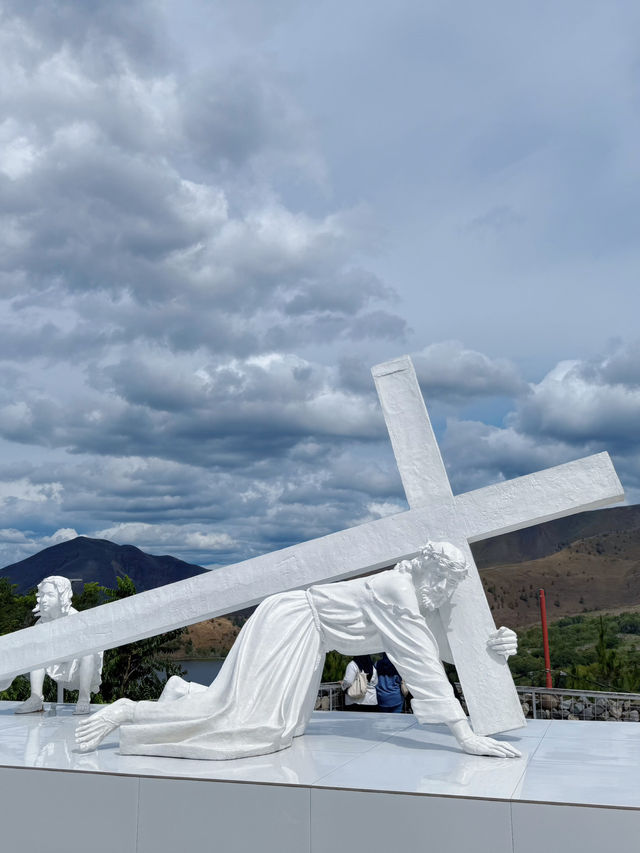 Medan with stunning scenery - Most relax trip 
