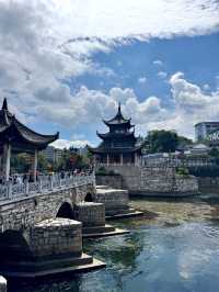 หอเจี่ยเซี่ยวโหลว แลนด์มาร์กคู่เมืองกุ้ยหยาง 🇨🇳