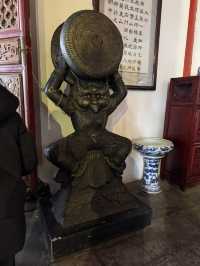 《木府：麗江古城的靈魂殿堂》 