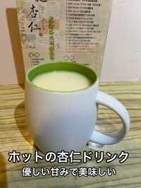 台北 西門駅 「于記杏仁 衡陽店」杏仁豆腐に囲まれて